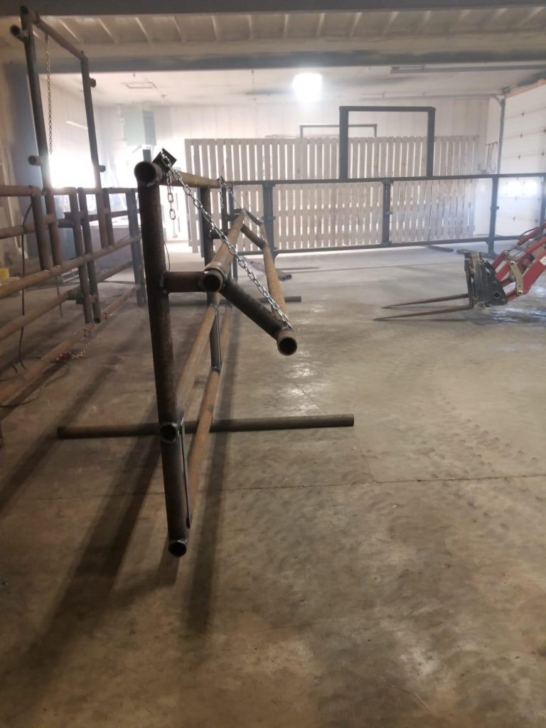 metal fence line feeder